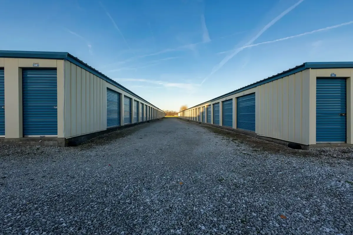 Drive lanes KO Storage of New Castle, IN